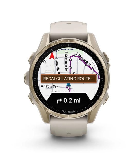 Умные часы Garmin Fenix 8, 43 мм, AMOLED, Sapphire Soft Gold with fog Gray/Dark sandstone silicone band
